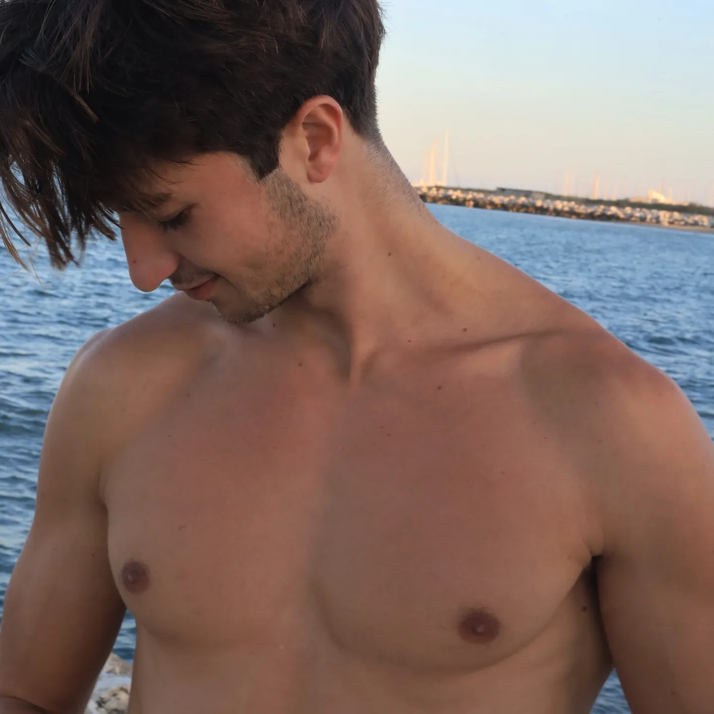 Ritratto spontaneo in riva al mare.
