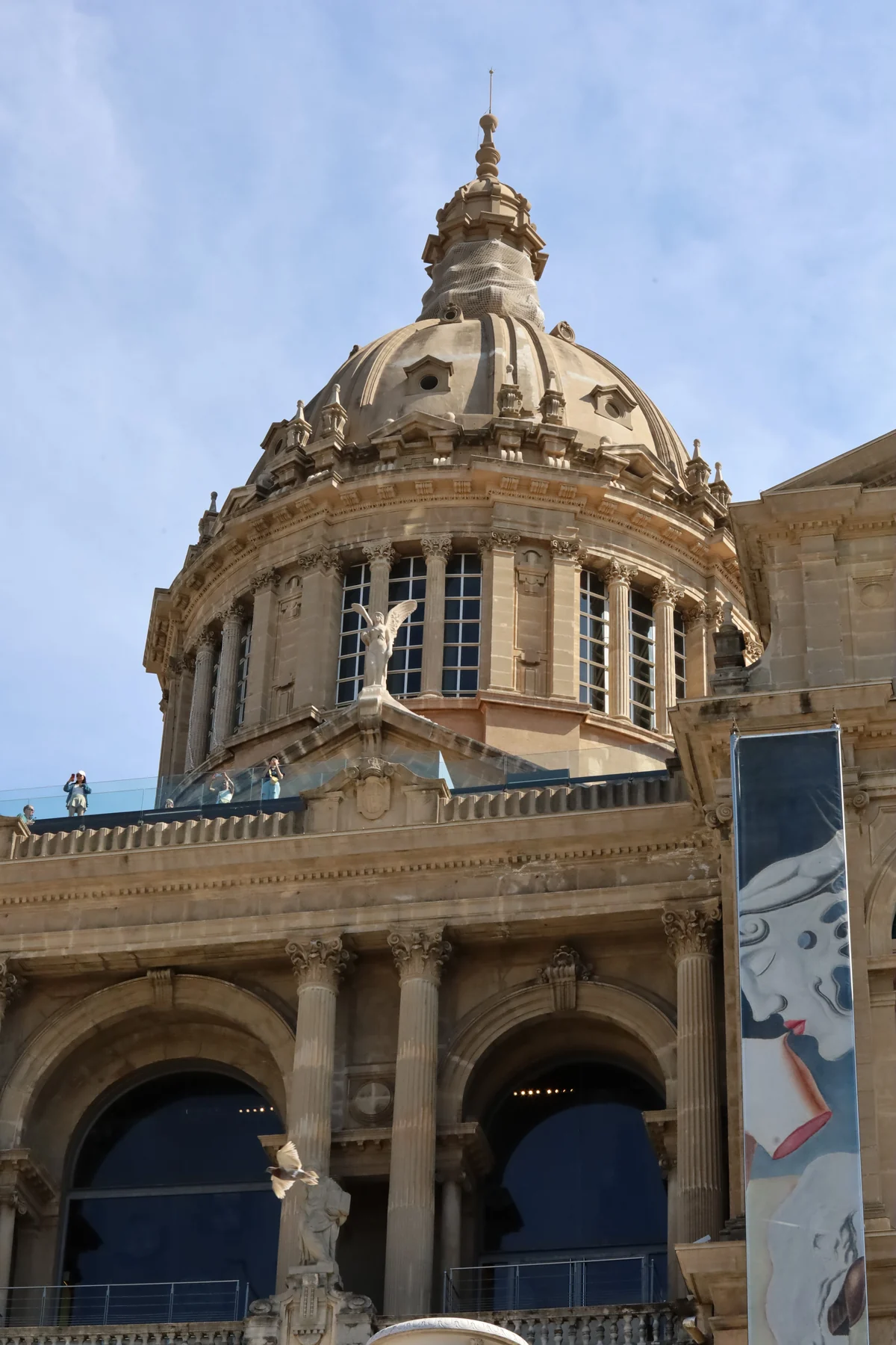 Montjuïc — la cupola del Palau Nacional, sede del Museu Nacional d’Art de Catalunya.
